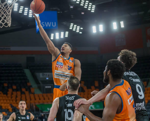 的排名竞争 的排名竞争