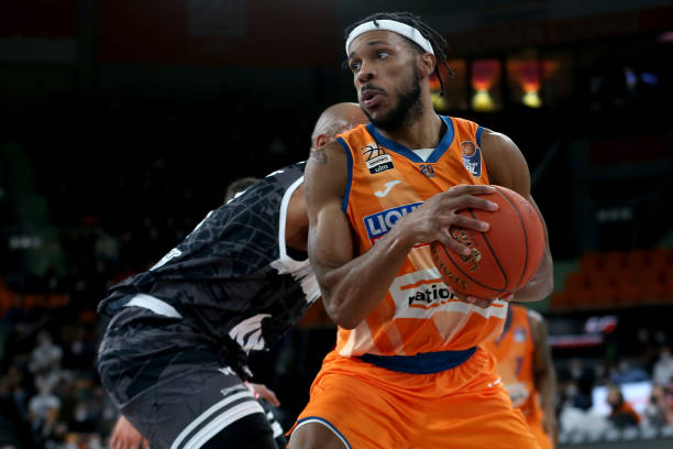 能够居于一 能够居于一