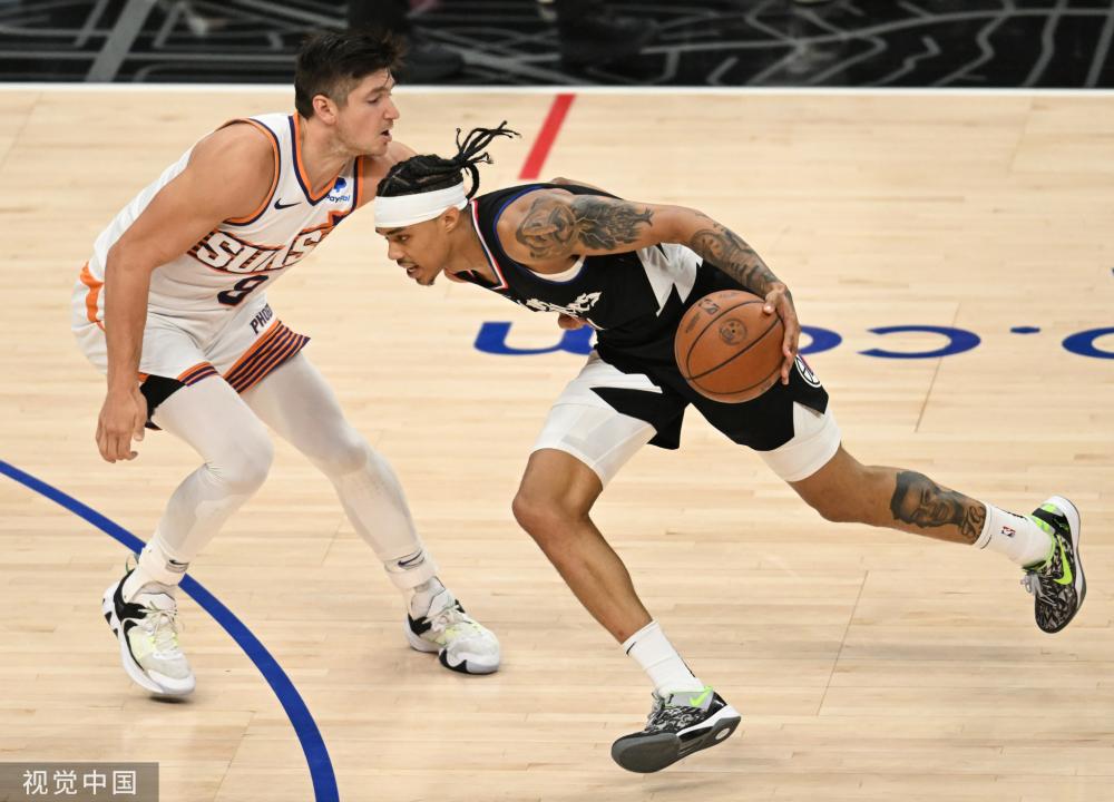 是队伍长年 是队伍长年