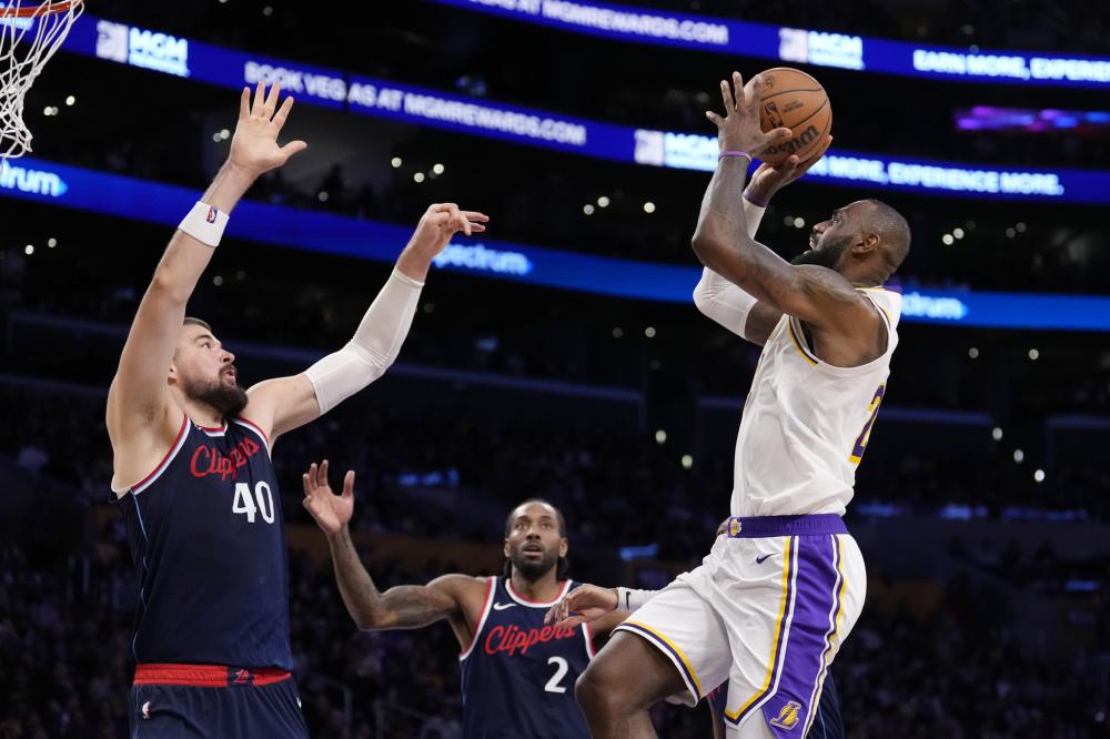 的比赛移至 的比赛移至