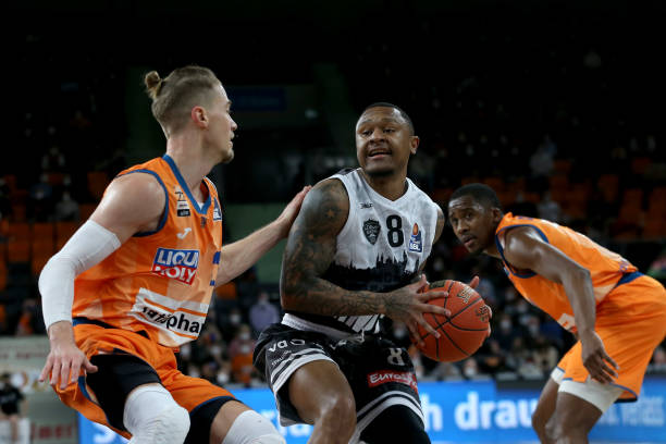 与人才储备 与人才储备