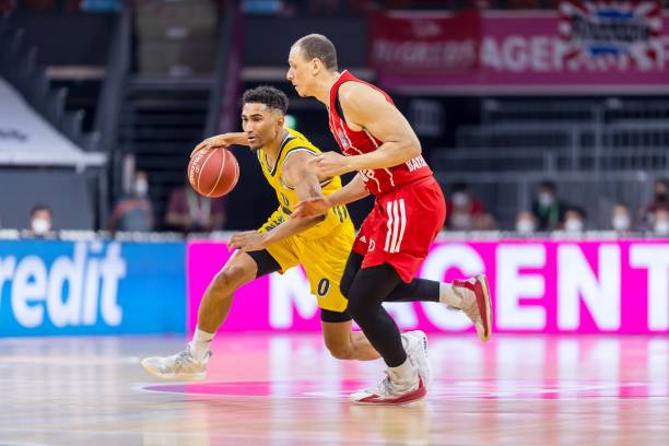 少年轻选手 少年轻选手